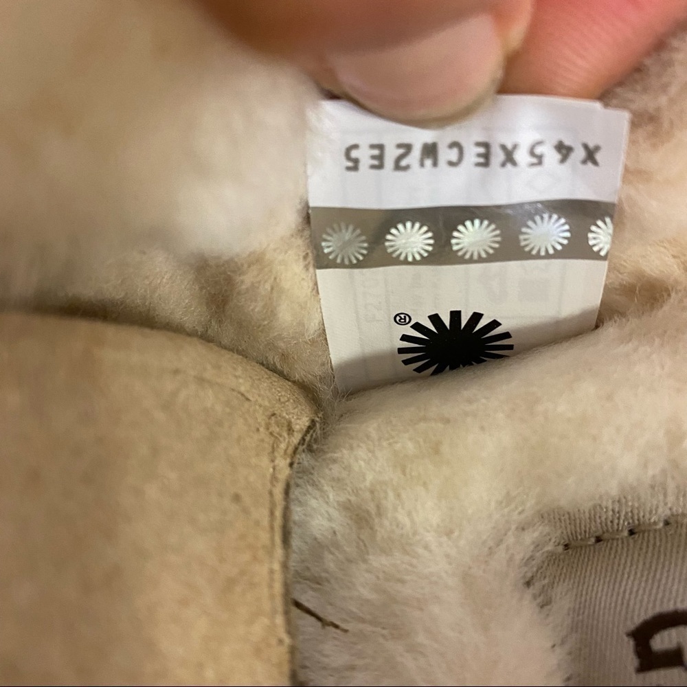 UGG |  Cluggette Fur Lined Slippers In Chestnut NEW In Box - Picture 6 of 12